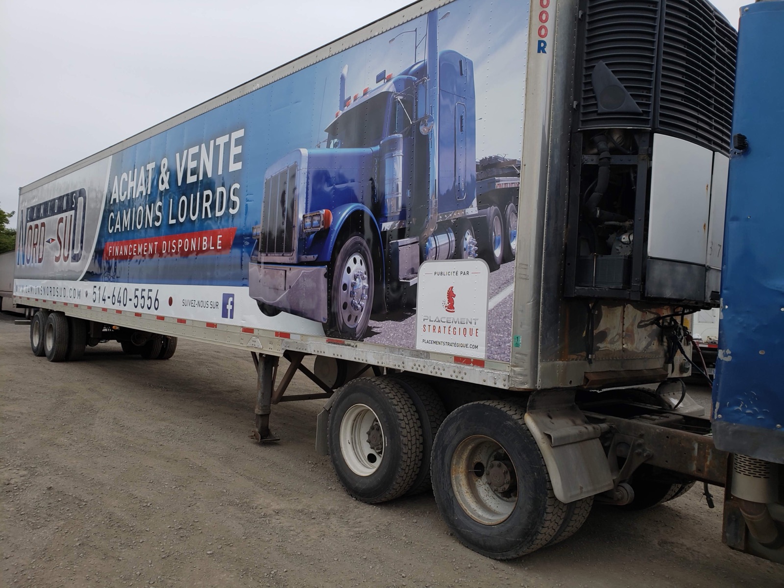 53-ft advertising trailer, side view